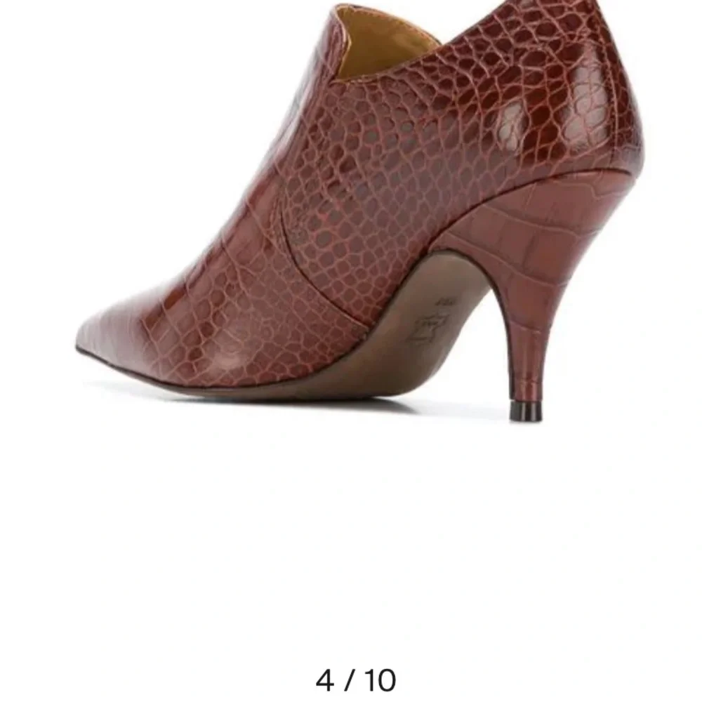 Tory Burch Georgina 80MM Ankle bootie croco embossed